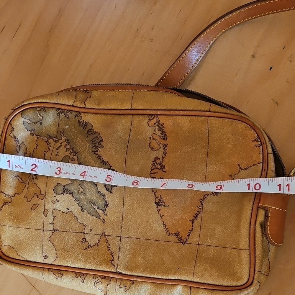 Vintage Map Design Tan Messenger Bag - Picture 5 of 8